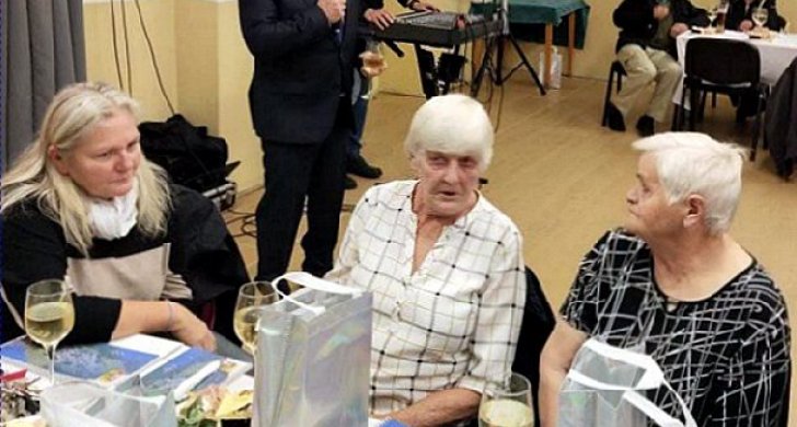 Libořice posezení seniory.jpg